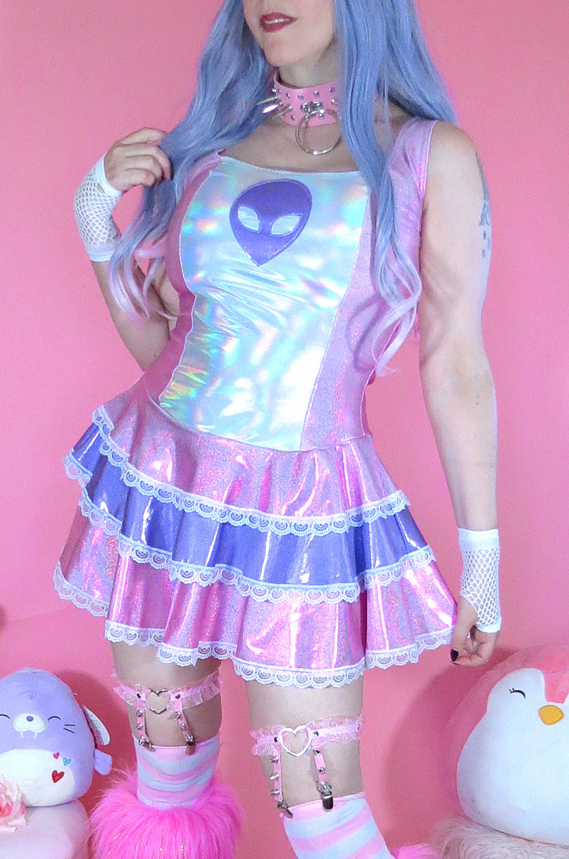 alien prom dress Best dressed? : r/LV426